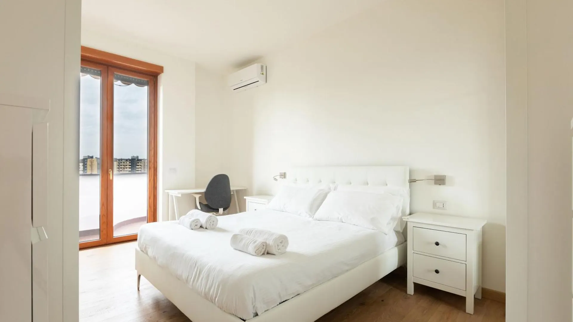 Lo Spole Apartment By Barbarhouse Milano