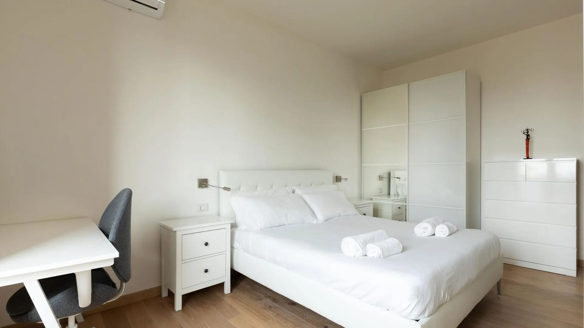 Lo Spole Apartment By Barbarhouse Milano